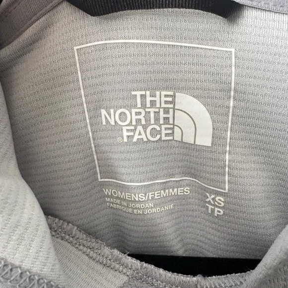 The North Face Women’s Light Gray Hoodie Wander Sun - Picture 3 of 4